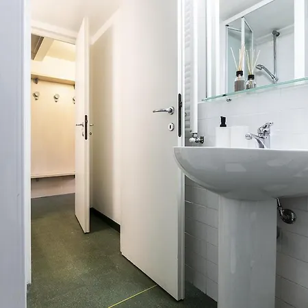 Urban Loft 21 Apartment *